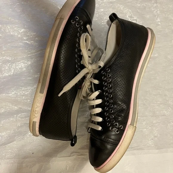 Prada Black and White Women's Sneakers - Picture 12 of 15